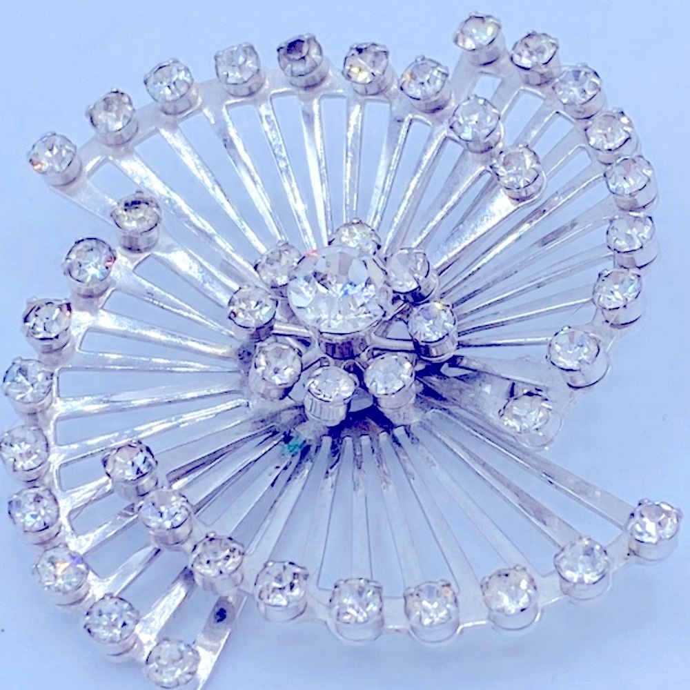 Coro Signed Vintage 1940s-1950s Rhinestone Starburst Brooch  Rhodium Plated